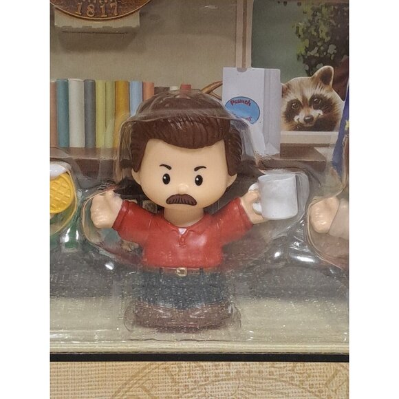 Fisher-Price Little People Collector Parks and Recreation Character Set, New - Picture 3 of 9